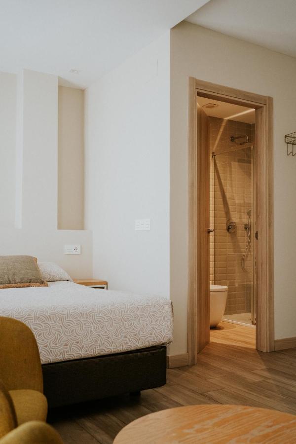 Apartamentos Levante - Mares Torre Del Mar Buitenkant foto