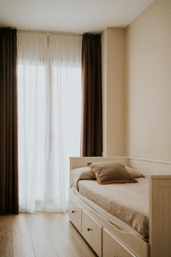 Apartamentos Levante - Mares Torre Del Mar Buitenkant foto