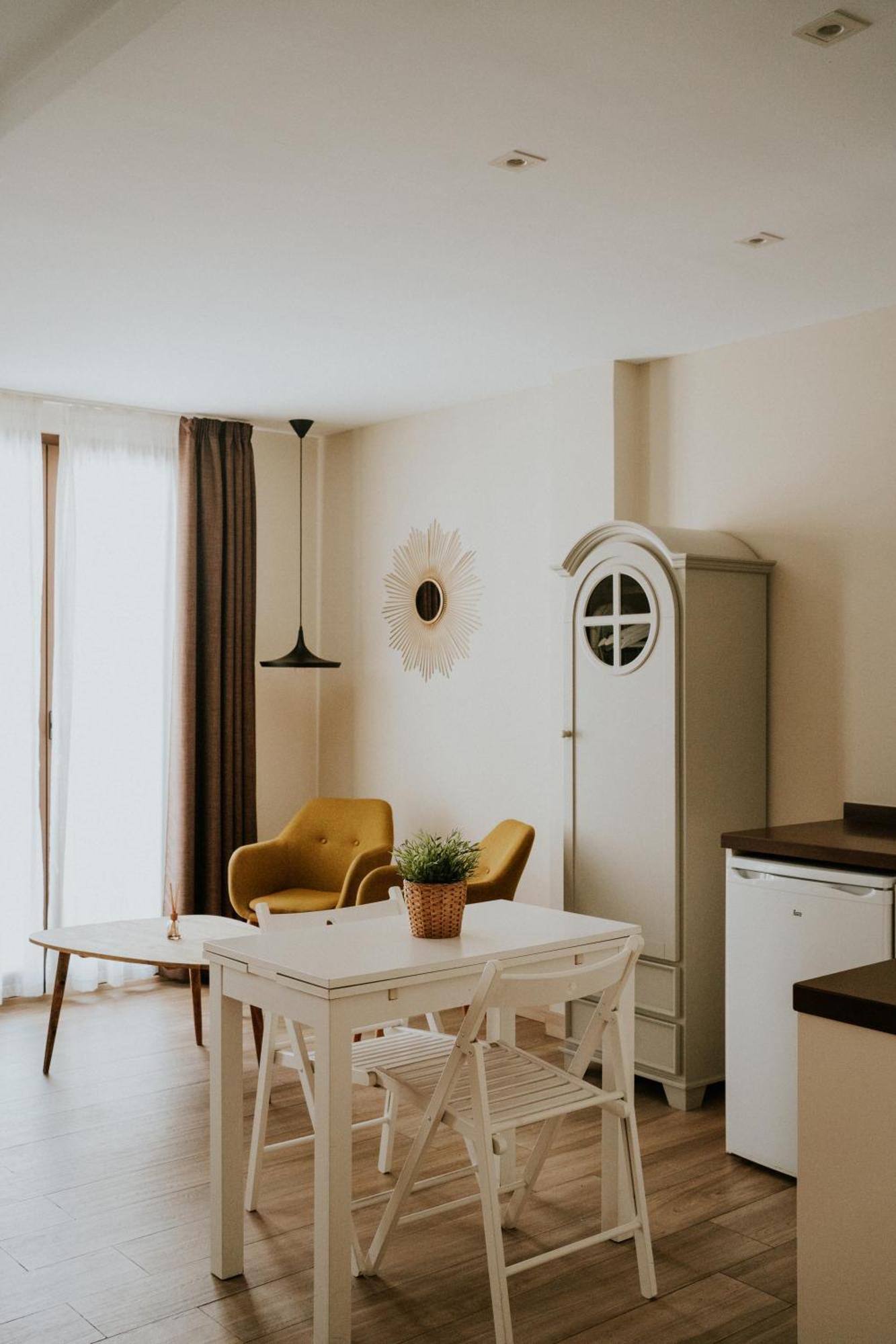 Apartamentos Levante - Mares Torre Del Mar Buitenkant foto